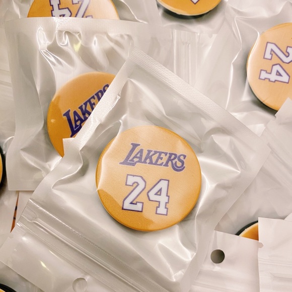 Kobe Bryant pop socket Kobe Bryant pop socket